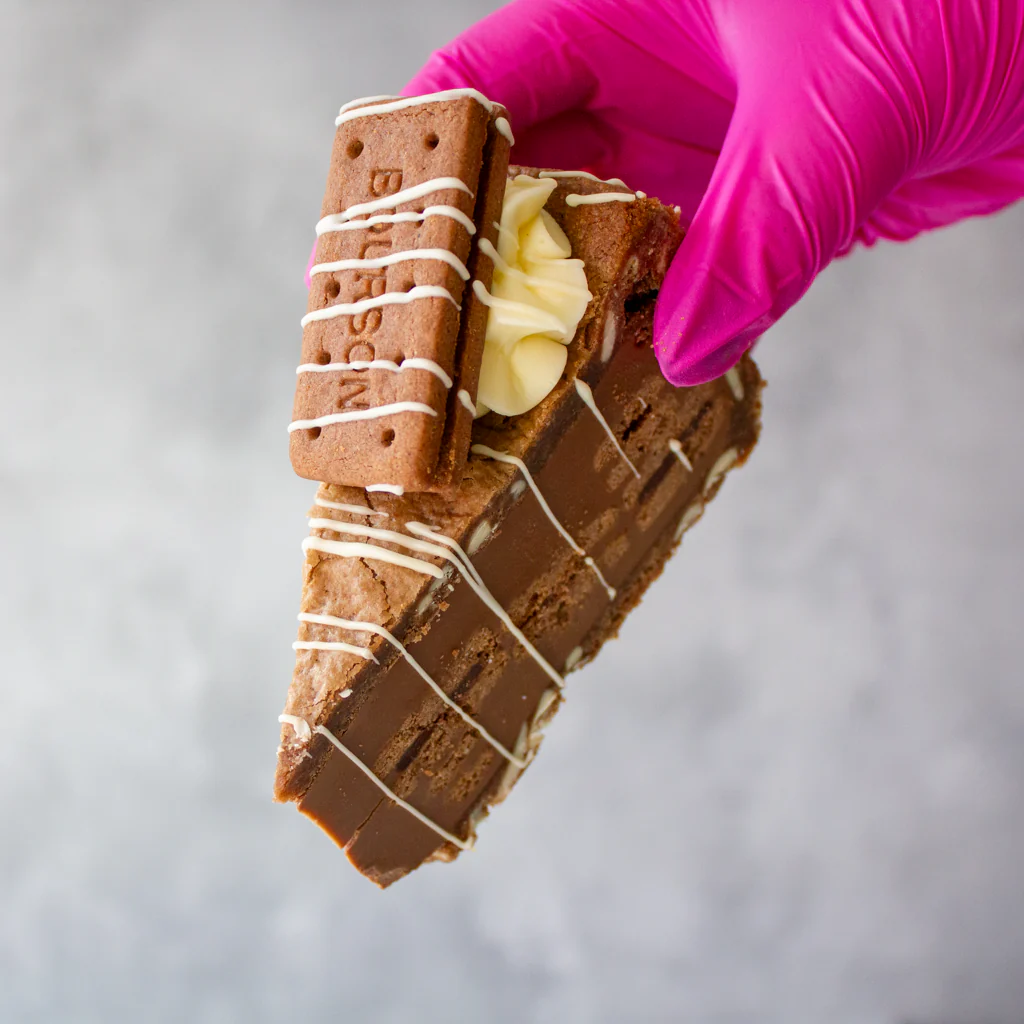 PRE-ORDER - Full Bourbon Biscuit Cookie Pie Slice - 12 Slices - Image 8