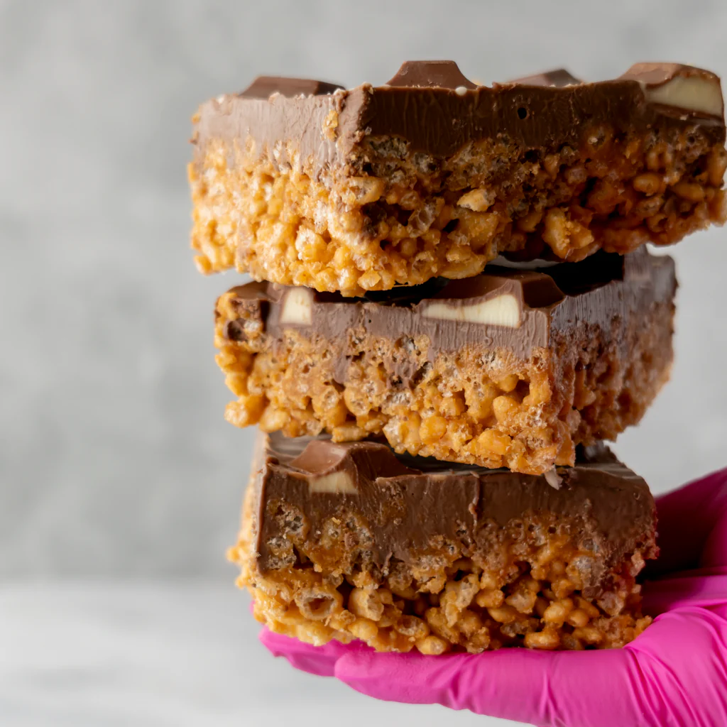 Crispie Slab with Kinder Bar - Image 7