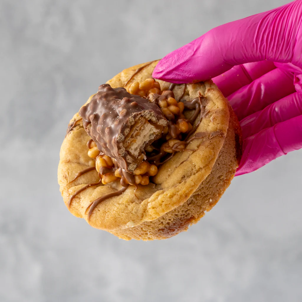 Stuffed Deluxe Cookie with Lion Bar