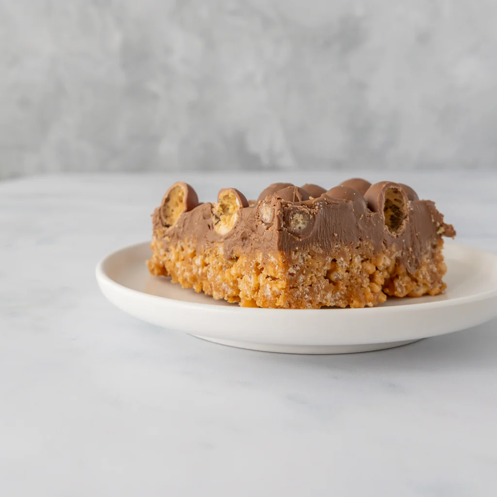 Crispie Slab with Malteser - Image 9