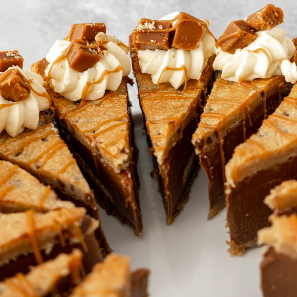 PRE-ORDER - Full Banoffee Cookie Pie Slice - 12 Slices - Image 11
