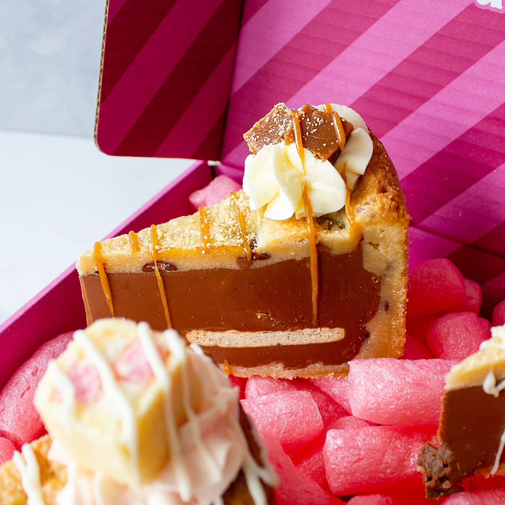 PRE-ORDER - Full Banoffee Cookie Pie Slice - 12 Slices - Image 12