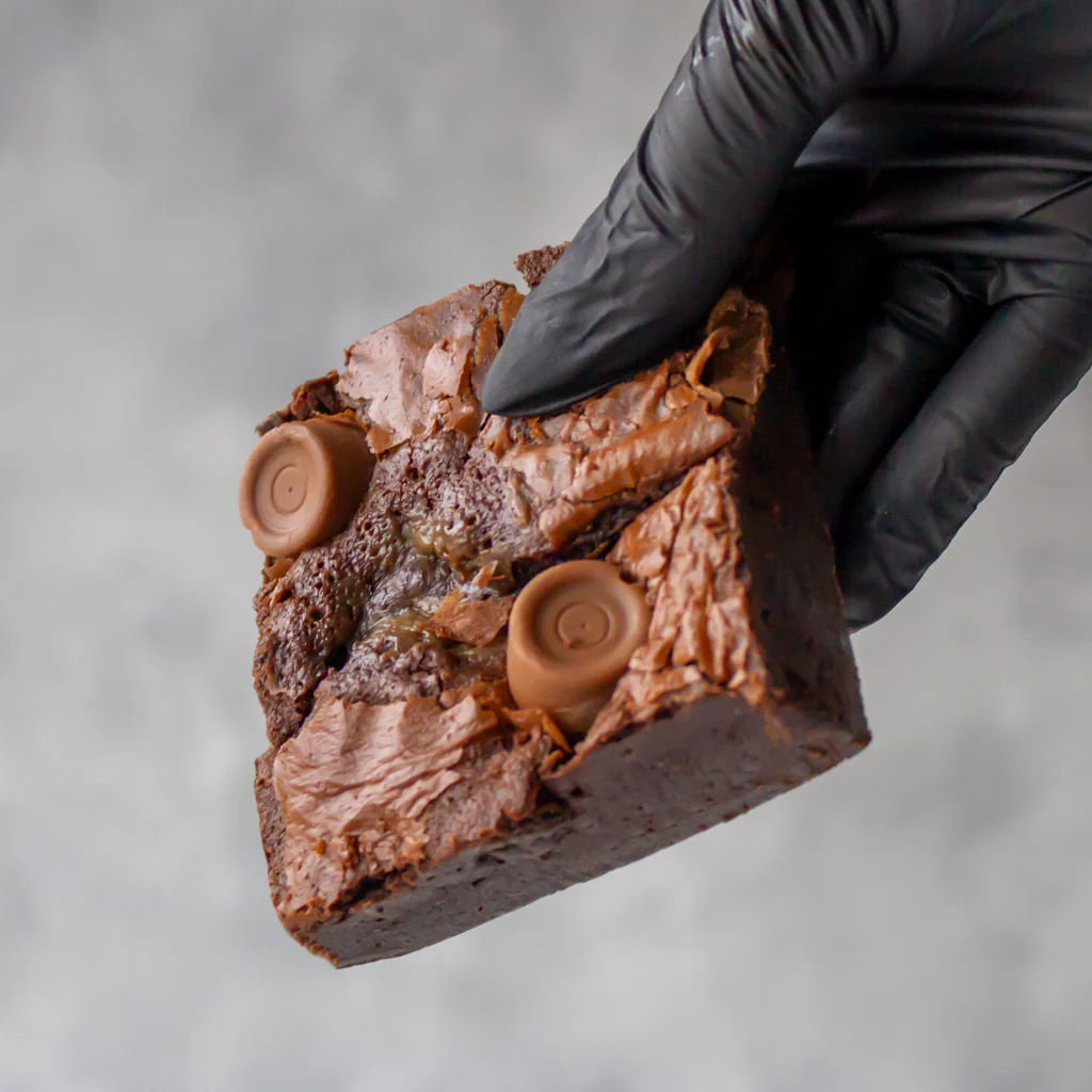 Brownie Slab with Rolo - Image 3