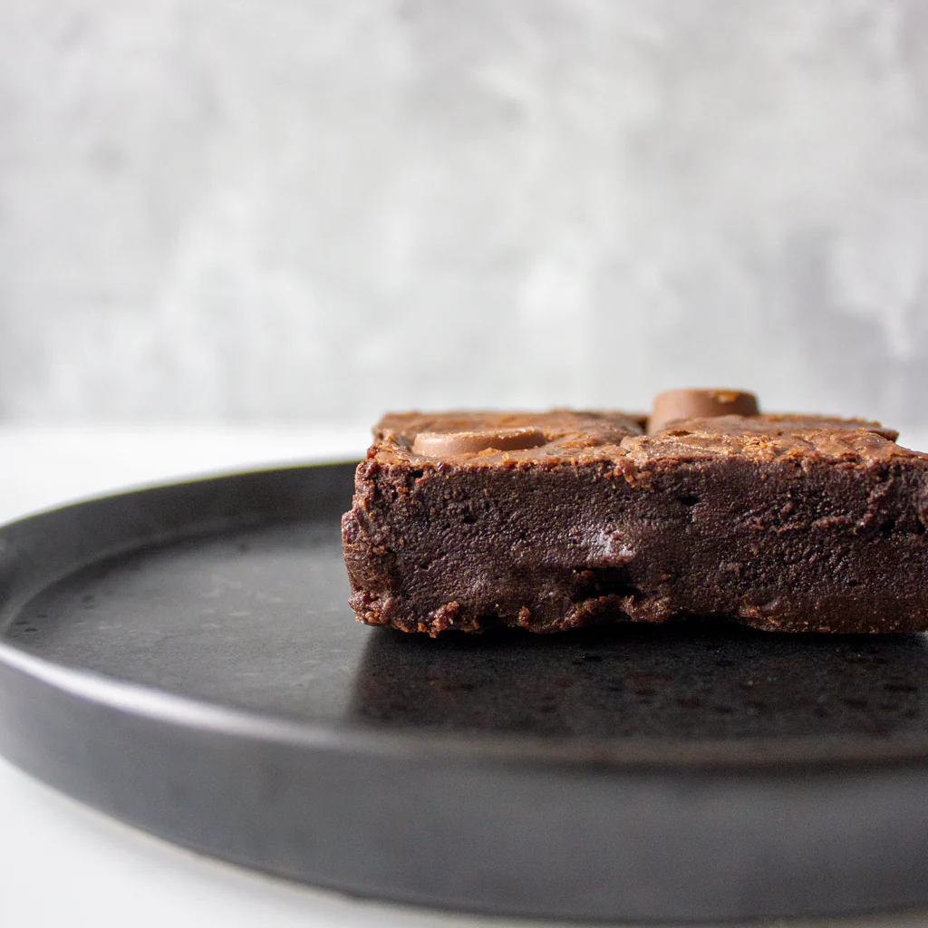 Brownie Slab with Rolo - Image 4
