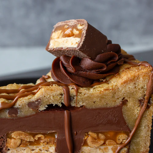 Cookie Pie Slice with Snickers - Image 4
