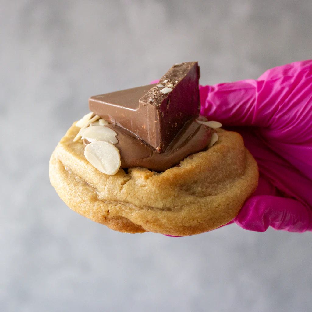 Deluxe Cookie with Toblerone - Image 3