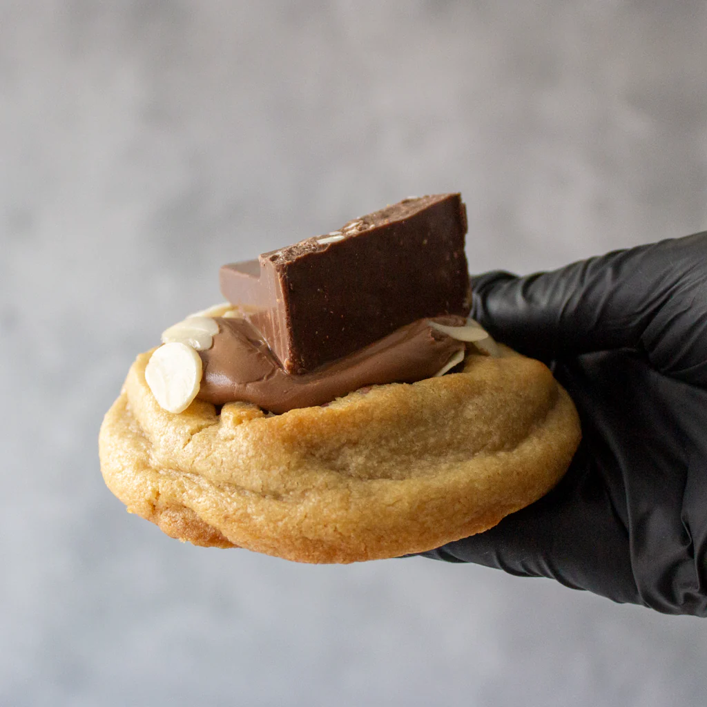 Deluxe Cookie with Toblerone - Image 4